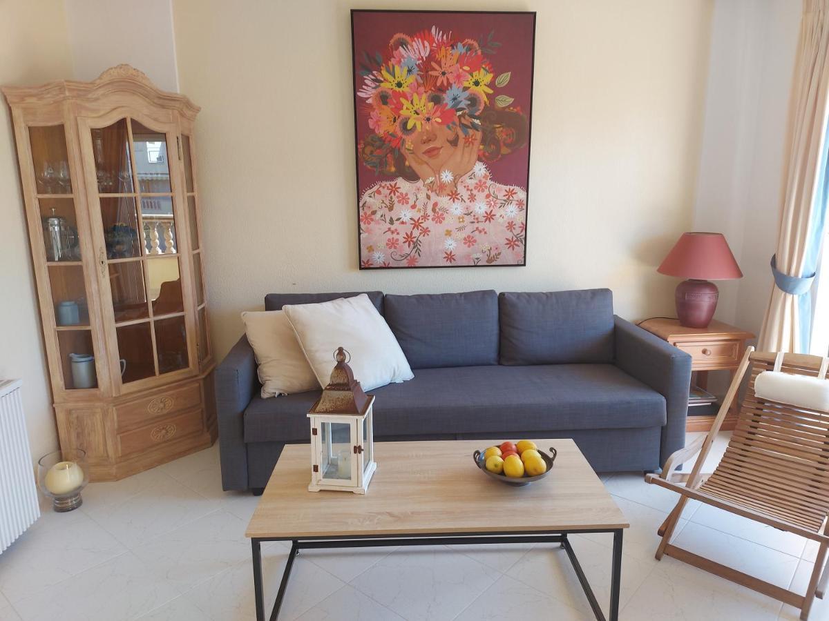 Estupendo Apartamento En Primera Linea De Playa Y Con Vistas Al Mar Dénia Esterno foto